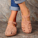 Ella – Udskæringssandaler med åben tå og justerbar ankelrem