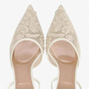 Elise – Spids tå slingback hæle med broderet blomsterdetalje