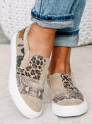 Olivia - Slip on sneakers med leopardprint og farveblokdesign