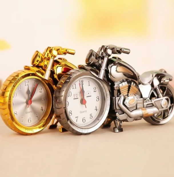 FastTick – Sporty Vækkeur med Slankt Moderne Design