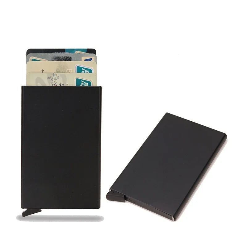 CardNest - Slank RFID kortholder med glidemekanisme og moderne design