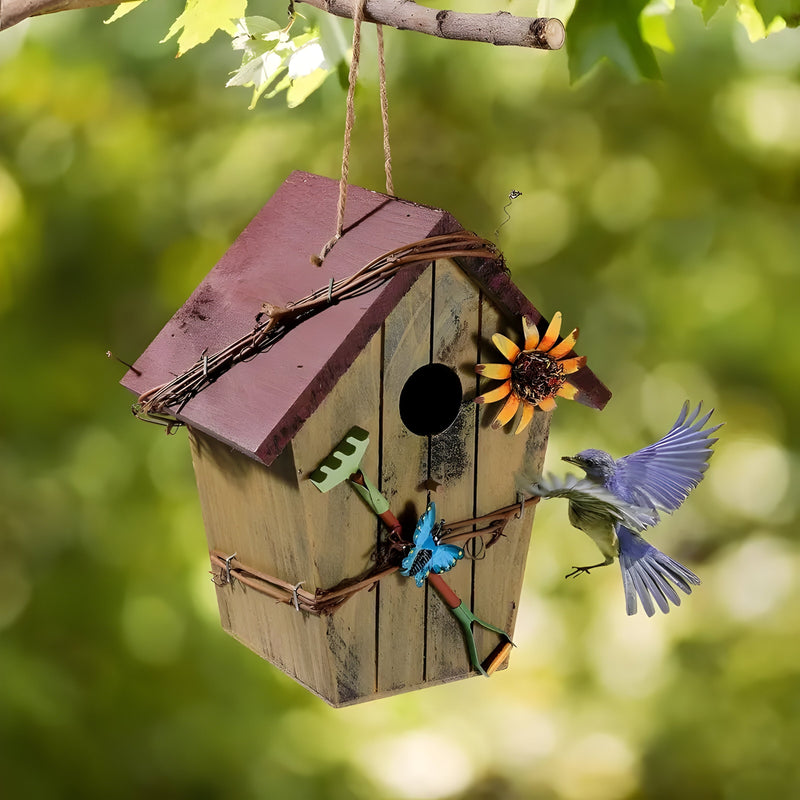 GardenNest – Dekorativt hængende fuglehus med unikt design og nem ophængning
