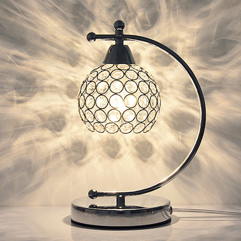 ArcLume – Moderne skrivebordslampe med unikt design til stilfuld belysning