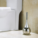 FreshLoom – Moderne stænksikker toiletbørste med kompakt holder