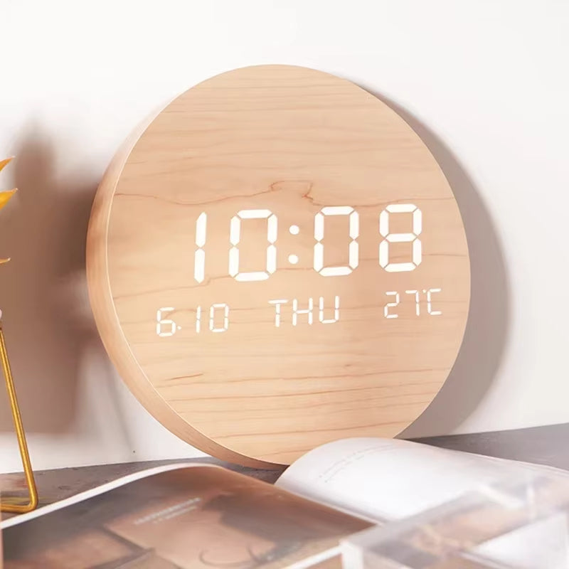TimeLuxe – Digitalt LED vægur med visning af tid dato og temperatur