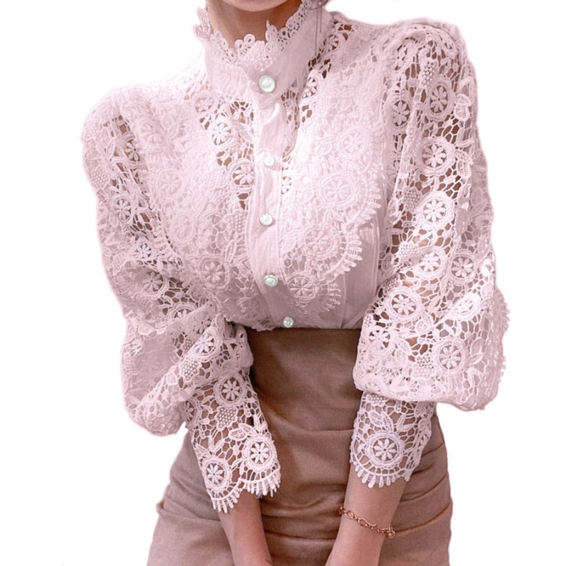Clara – Chic bluse med lange ærmer og knap foran