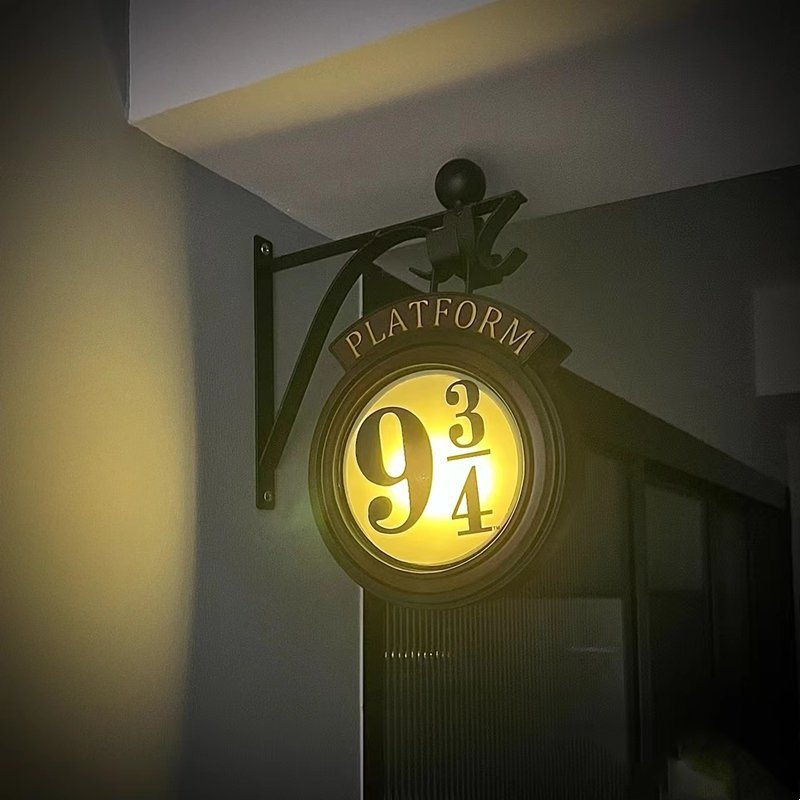 GlowVault - Moderne Harry Potter væglampe i et holdbart design