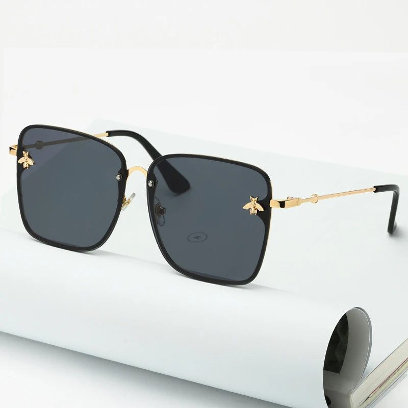 VeraView - Elegante Gradient Solbriller med firkantet form og UV400-beskyttelse