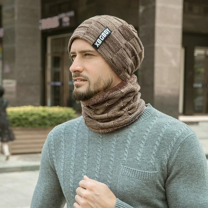 KnitField - Todelt sæt med matchende hue og rund hals tørklæde