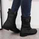 Liora – Klassiske kampstøvler med lynlås i siden og bæltedetaljer