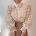 Clara – Chic bluse med lange ærmer og knap foran