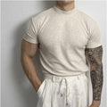 Casen - Slim fit t shirt med korte ærmer og høj hals