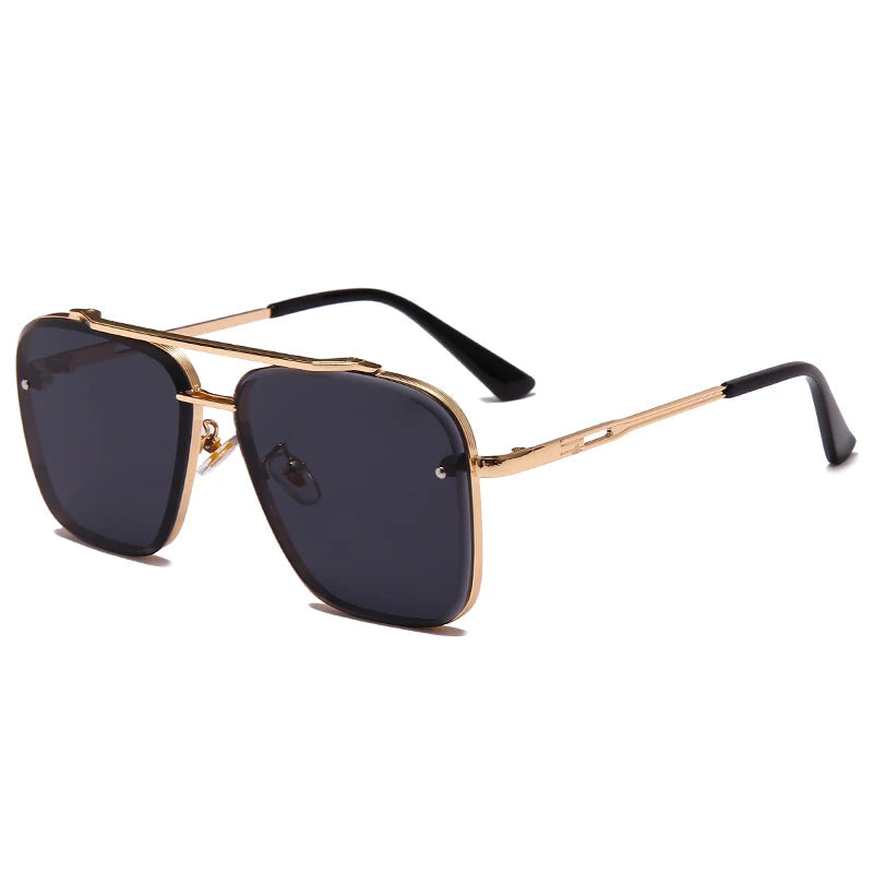 ViewTrail – Firkantede solbriller med aviator inspireret og gradient linsedesign