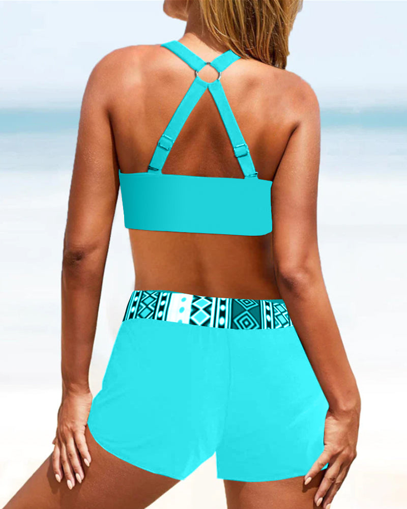 Sienna – Halter bikinitop med spænde og højtaljede shorts for stilfuld dækning