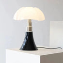 LumiGlow - Elegant retro-bordlampe med varm stemningsbelysning