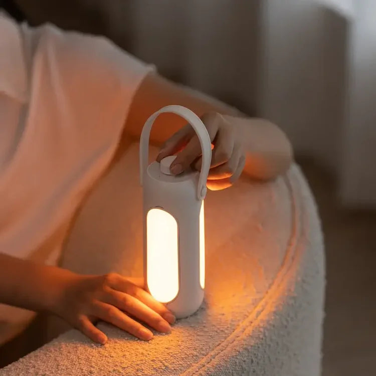CampGlow - Bærbar genopladelig lanterne med SOS funktion og let design
