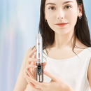 DermaEase – Stilfuld præcisionspen til klar hud og målrettet fjernelse af urenheder