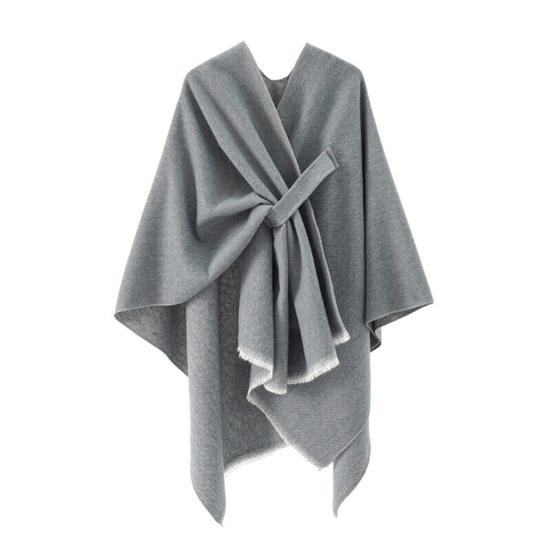 Janice – Hyggelig sjal poncho med wrap design og flatterende silhuet