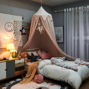 HomiVibe – Elegant sengehimmel med frynser og flæser til drømmende børneværelser