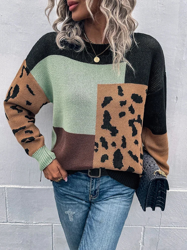 Elsa - Leopard-patchwork-sweater med rund halsudskæring