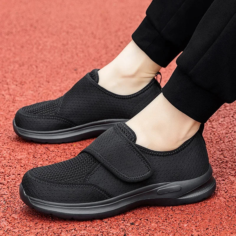 ComfySole – Alsidige sneakers med justerbar velcrorem og skridsikker sål