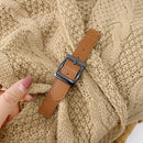 Eleganza - Justerbart letvægtstørklæde med justerbart bælte foran