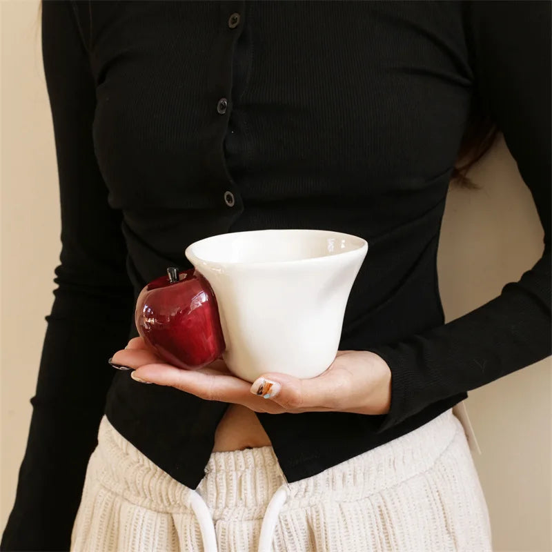 FruitSip – Eventyrlige Frugtformede Krus med Legende Design