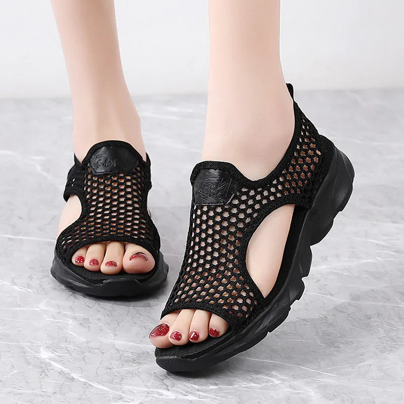 Amanda - Åben tå sandaler med sikker ankelrem og åndbart design