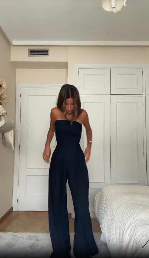 Abigail - Moderigtig Stropløs Jumpsuit Med Lommer