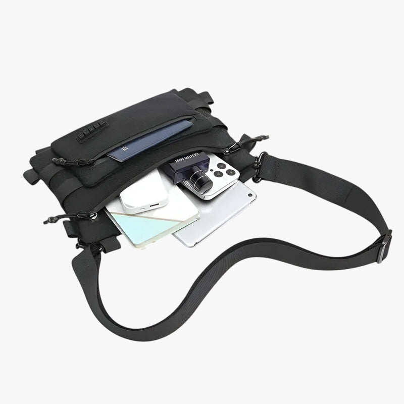 Alex – Let taktisk crossbody taske med flere lommer og vandtæt design