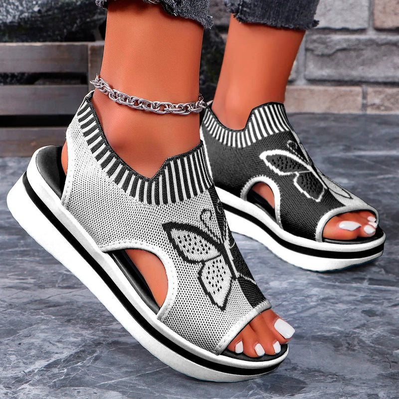 Isabella - Moderne sandaler med ankelrem og sommerfugleprint