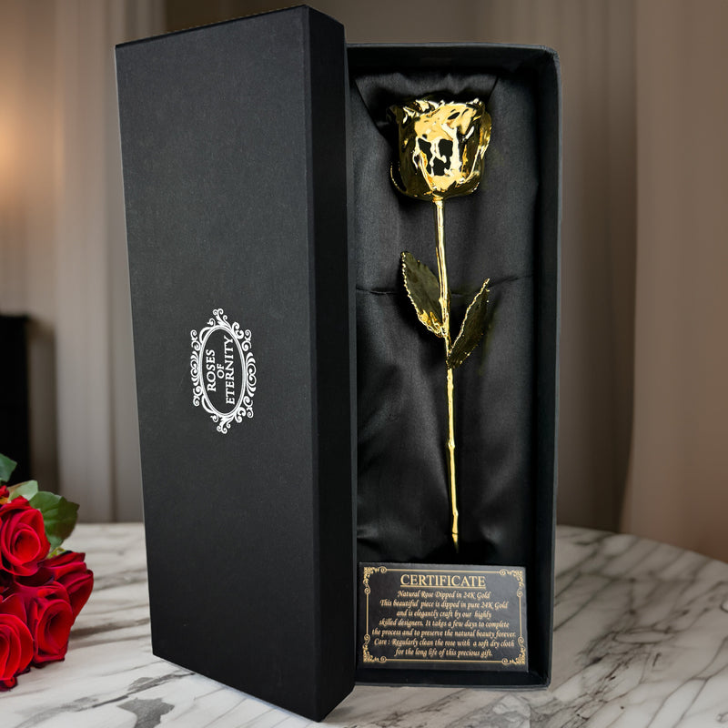Celestina - Ægte rose dyppet i 24K guld konserveret til en tidløs kærlighedsgave