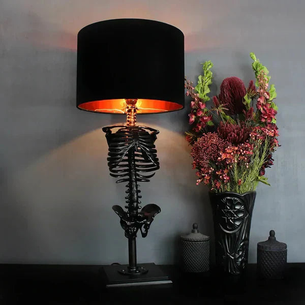 BoneLight - LED Bordlampe med Skeletinspireret Design til Festlig Belysning