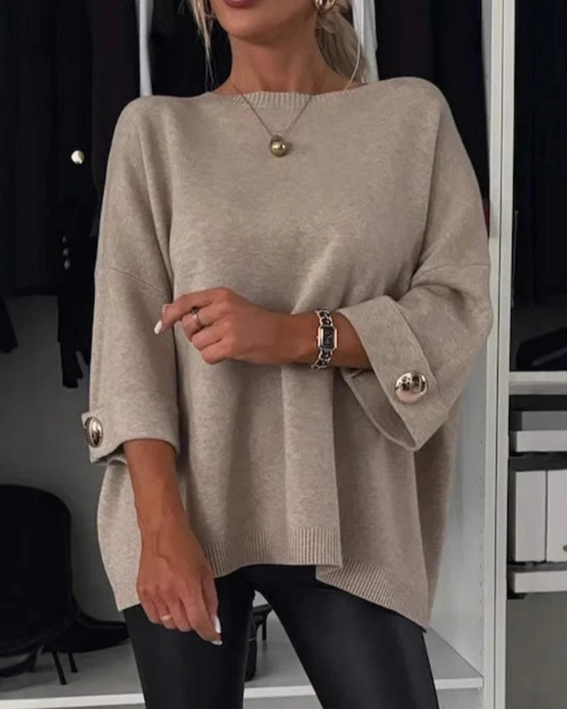 Lily - Oversized trøje med rund halsudskæring og dekorative knapper