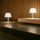 AuraLight - Elegant solcellebordlampe, der pynter på terrassen og i haven