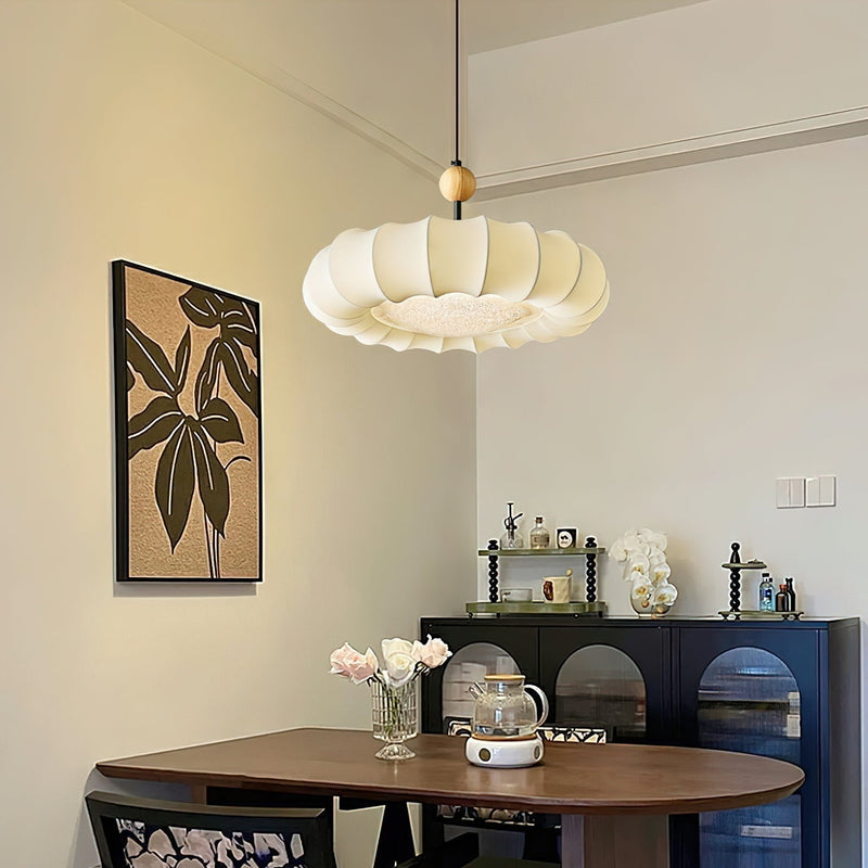 SereLight – Moderne og Minimalistisk Loftlampe til Rolige og Hyggelige Rum