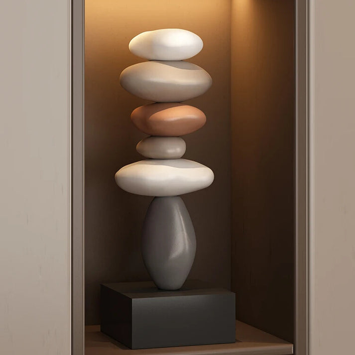 StoneBalance – Minimalistisk Stablet Stenskulptur til Rolig og Elegant Indretning