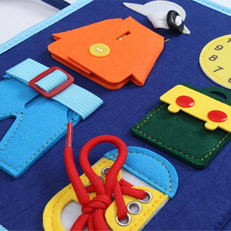 SkillTots - Montessori Aktivitetsbog til Småbørn med Snørebånd og Clips