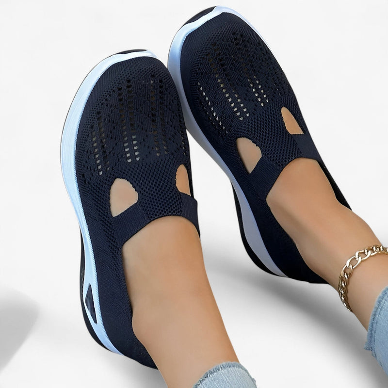 Katherine – Slip on sneakers med fleksibel sål og unikt udskæringsdesign