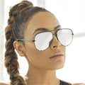 LanaVue – Polerede Aviator Solbriller Med Spejlede Linser og Moderne Design