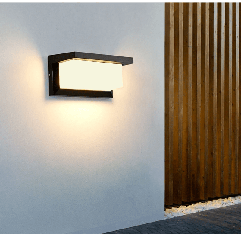 SmartGlow – Væglampe med bevægelsessensor LED og vandtæt design