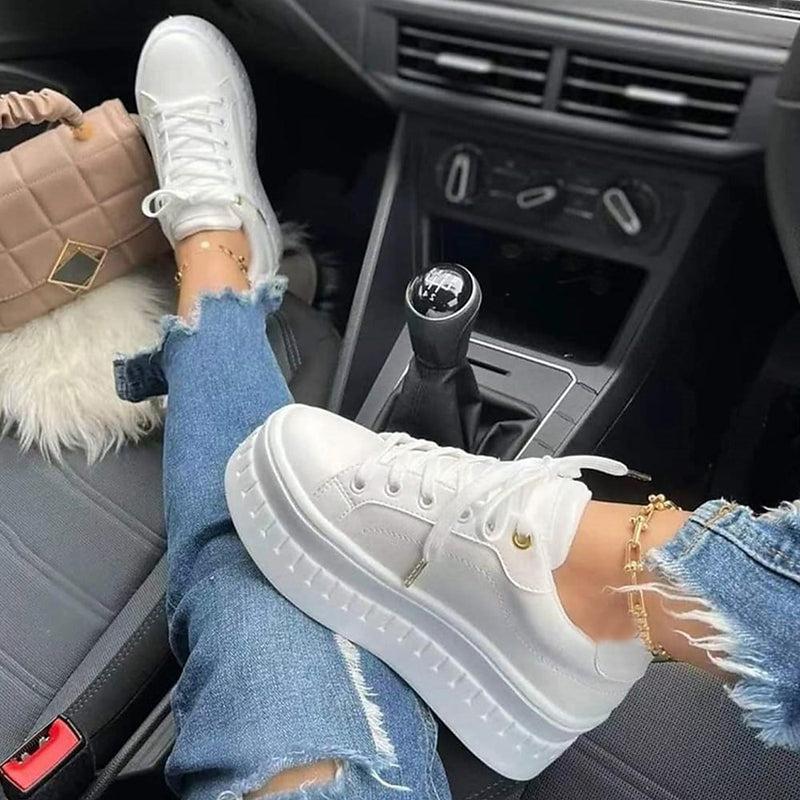 Ella – Stilfulde plateausneakers med let sål og klassisk design