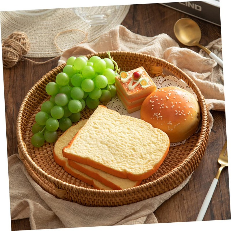 RusticCharm – Håndvævet Rattanserveringsbakke til Stilfuld Hjemmebrug