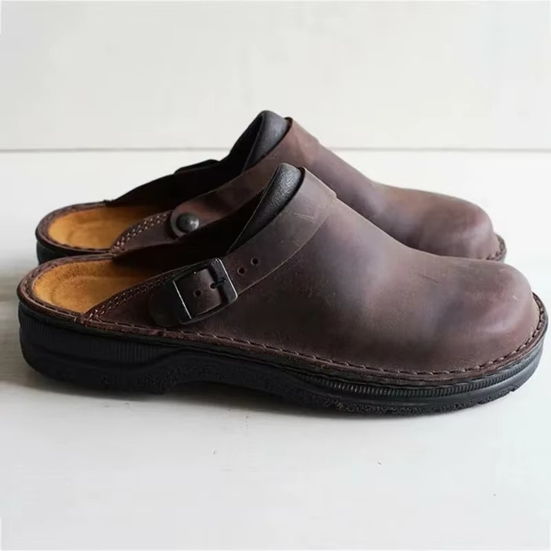Ethan - Klassiske slip on lukkede tå hjemmesko med justerbart spænde