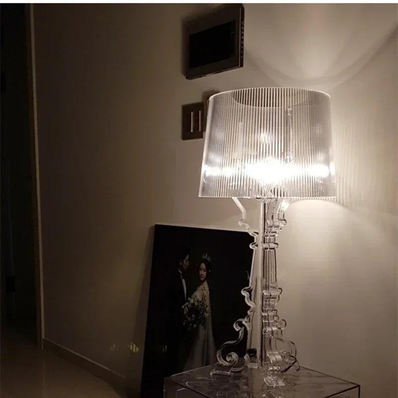 LuxeGlow – Klassisk og moderne bordlampe med unikt design