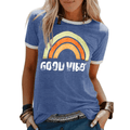 Lily - Kortærmet T-shirt med regnbue og good vibes print