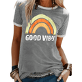 Lily - Kortærmet T-shirt med regnbue og good vibes print