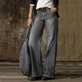 Lena – Trendy jeans med vide ben slidte detaljer og flere lommer