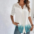 Ava - Elegant bluse med blomsterprint og knaplukning foran