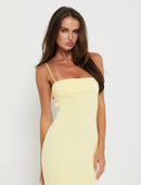 Clara – Tætsiddende maxikjole med spaghettistropper og blandede mønstre